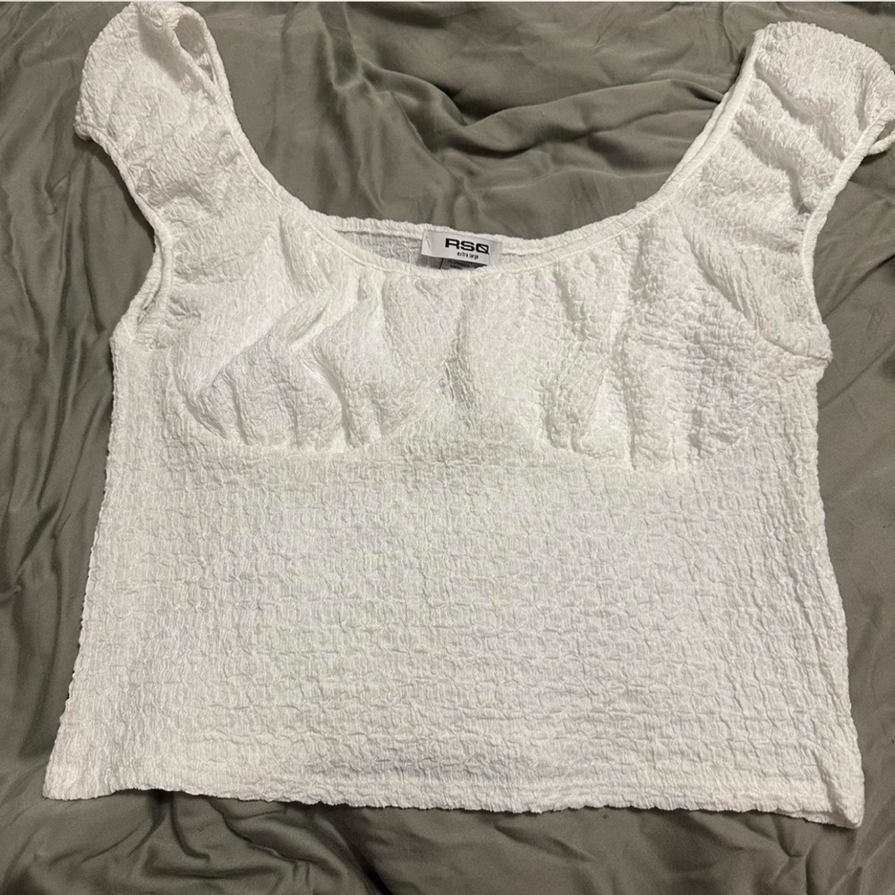 RSQ Textured White Scoop Neck Blouse